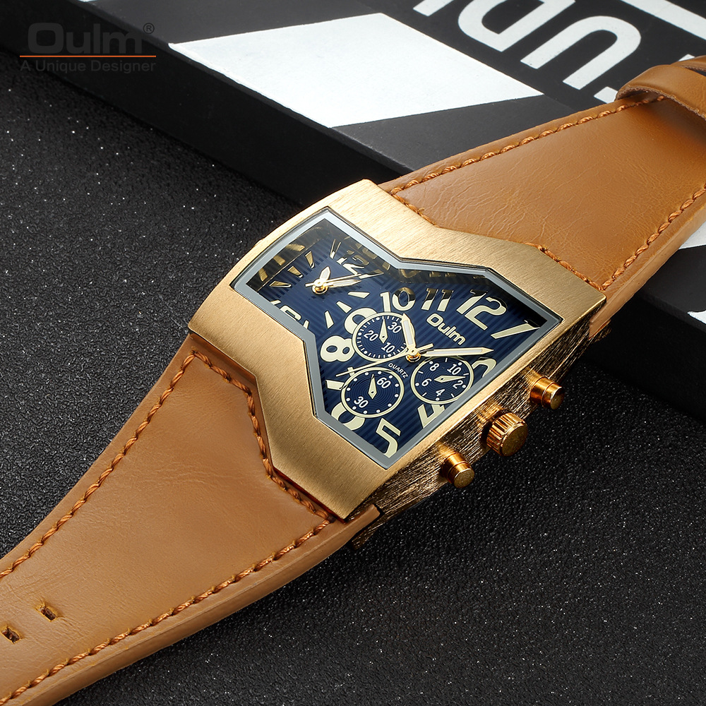 Oulm New Two Time Zone Golden Case Men Watches Unique Design Male Quartz Wristwatch Casual Leather Strap Watch