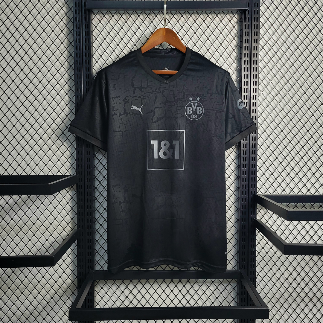 Black discount 'soccer jersey