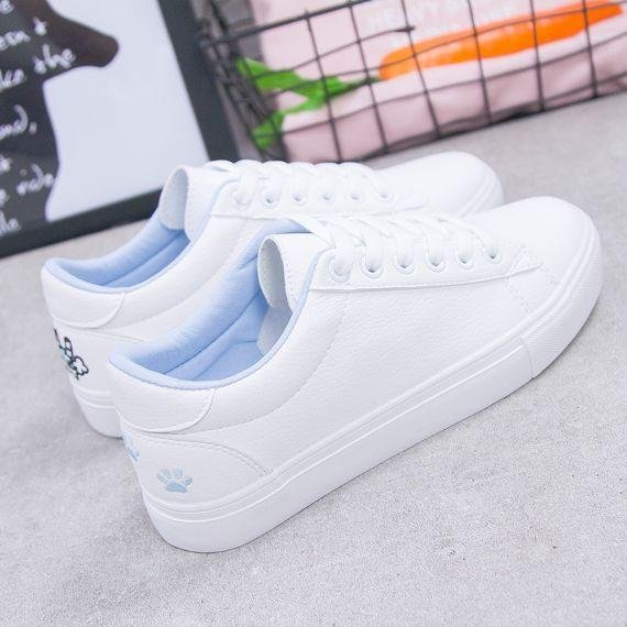 on trend trainers ladies