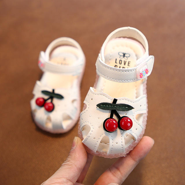 Summer cartoon children sandals girls baby Baotou cherry sandals