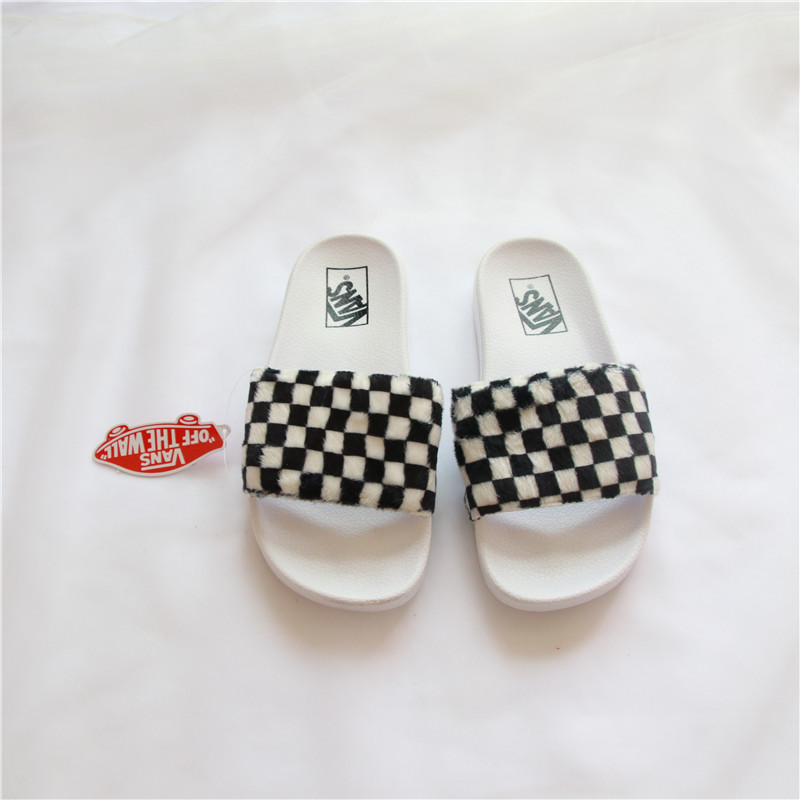 vans sherpa slides